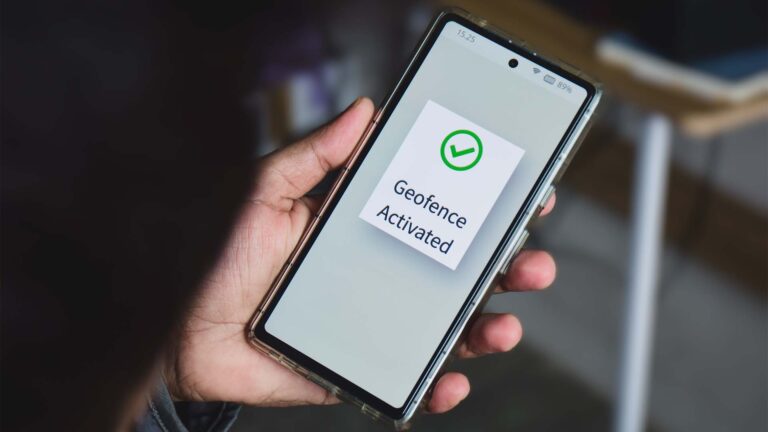 Timbratura da app e privacy- perché scegliere il geofencing