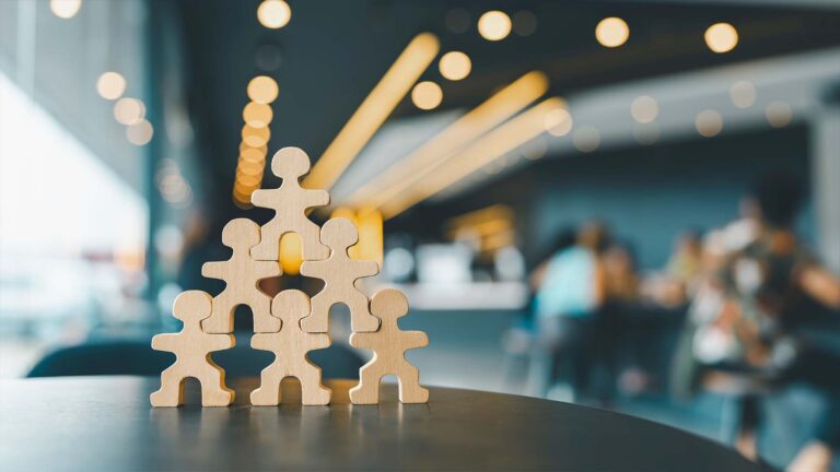 Come monitorare l'assenteismo in un'azienda con più di 100 dipendenti